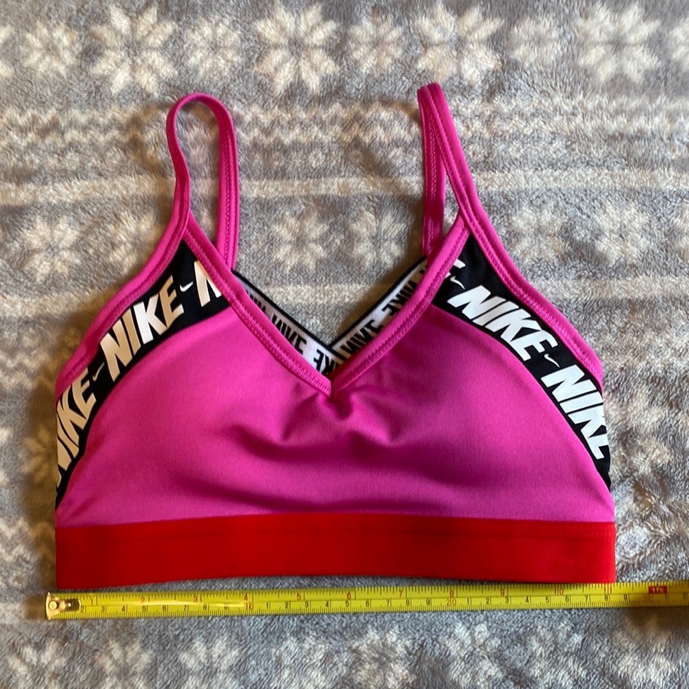 🌷XS - NIKE SPORTS 🌸 BRA 🌷/ NWOT / 💝 HOT PINK & ♥️ RED. 🌷Happy 🌸 POSHING✨🌷